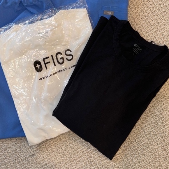 Figs Other - 2 FIGS Men’s shirts Large